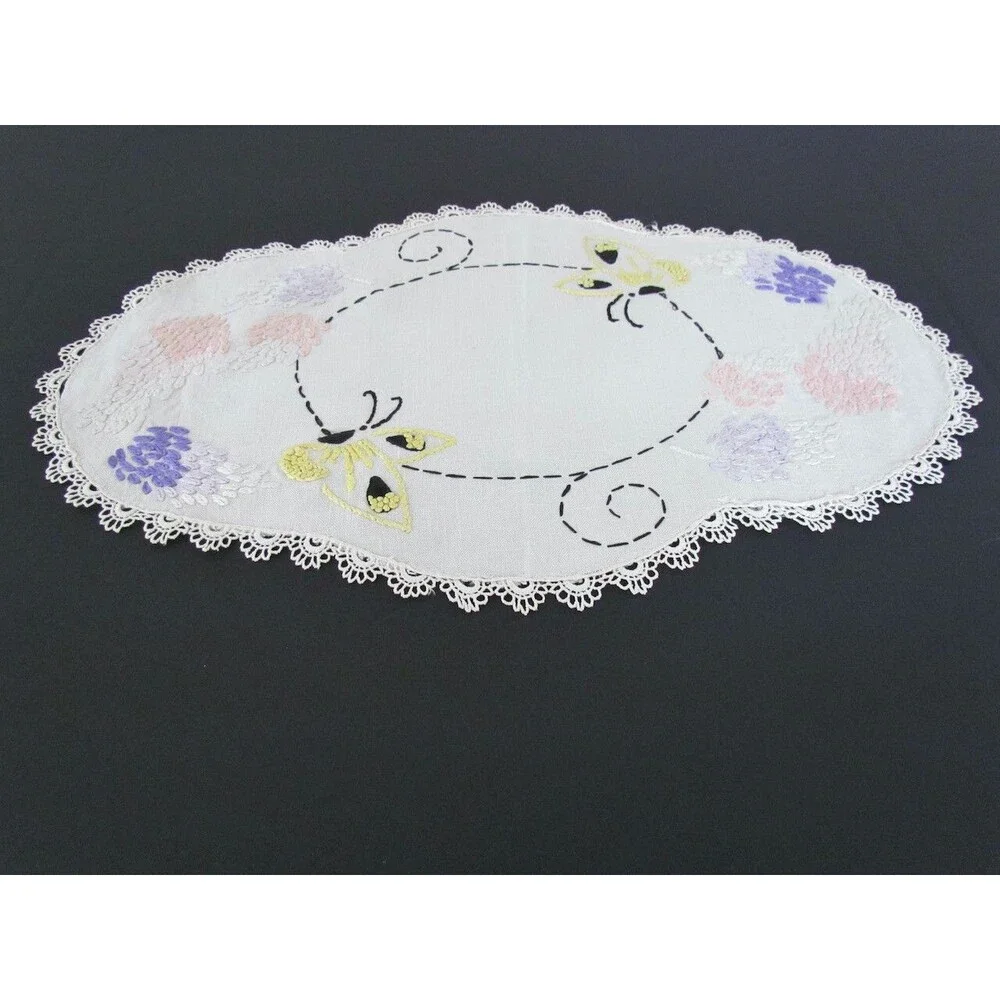 Vintage Butterfly Floral Doily Dresser Scarf Embroidery Set Linen Crochet Edges
